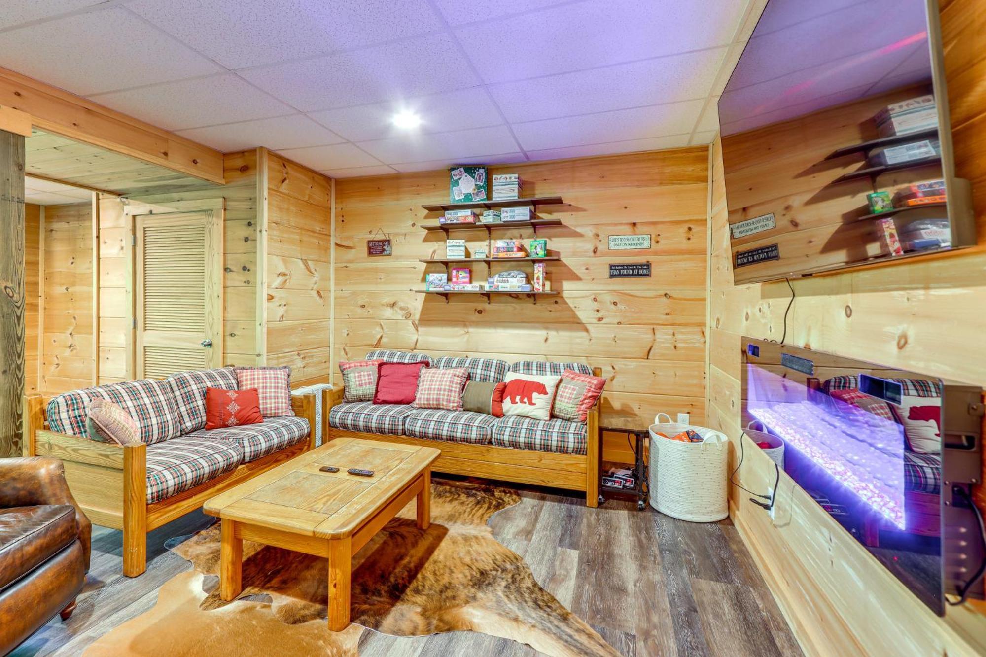 Lakeside Cabin Game Room, Dock, Orchard, Wineries Ellijay Εξωτερικό φωτογραφία