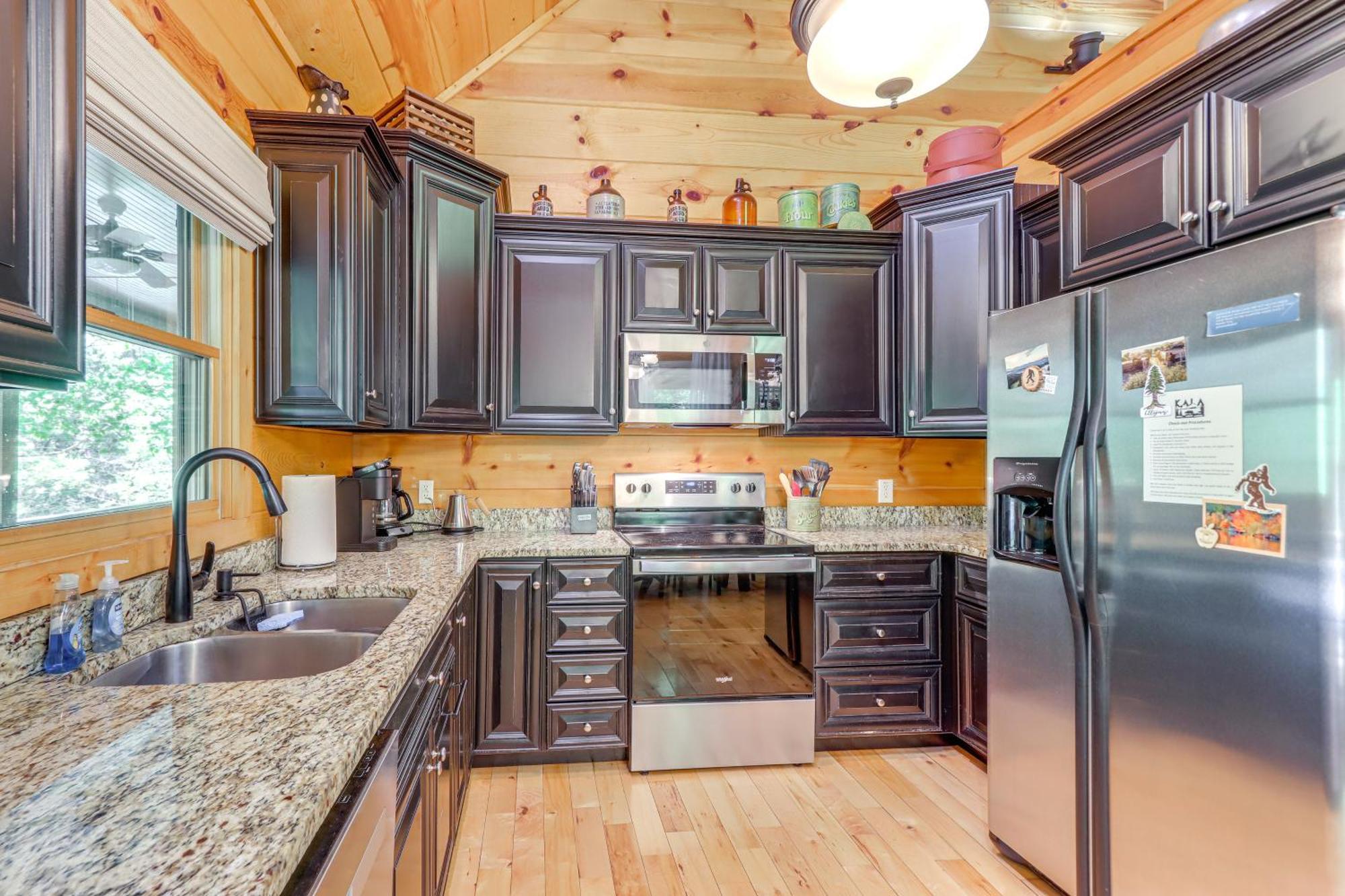Lakeside Cabin Game Room, Dock, Orchard, Wineries Ellijay Εξωτερικό φωτογραφία